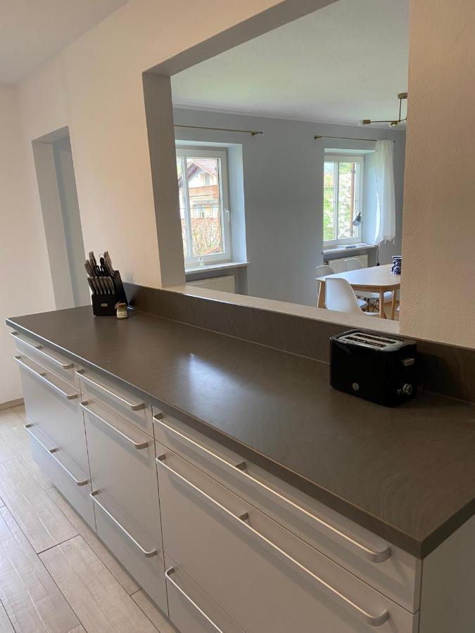 Modern Eingerichtete Wohnung Mit 2 Schlafzimmern Bergen  Extérieur photo