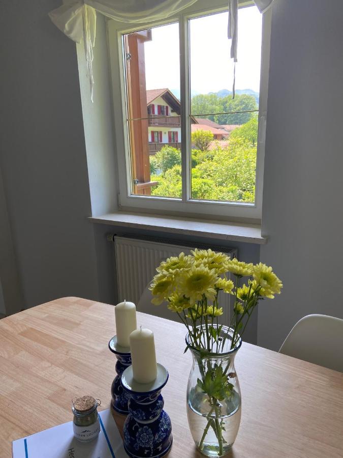 Modern Eingerichtete Wohnung Mit 2 Schlafzimmern Bergen  Extérieur photo